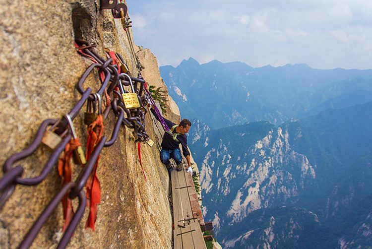 trilha caminho morte perigoso china aventura adrenalina medo altura viagem desbraveomundo17