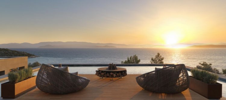 bodrum hotel arrival deck