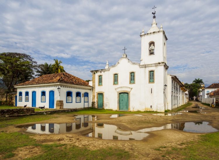 paraty brazil P7S2LBV 2